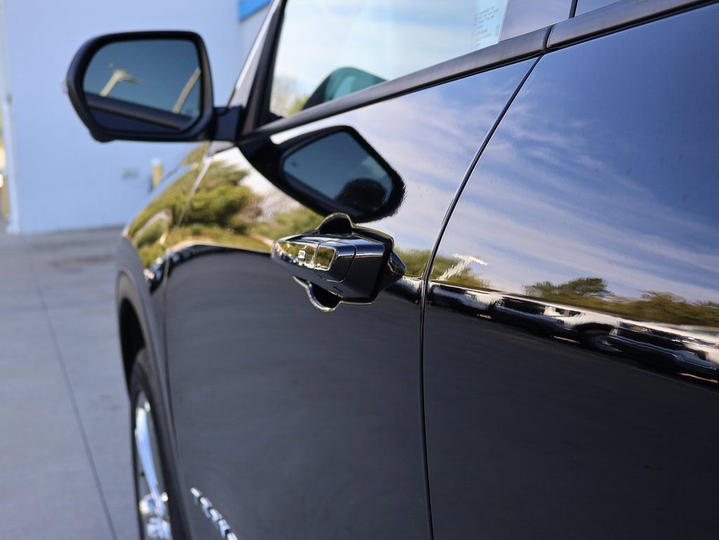 New 2026 Chevrolet Traverse LT w/ Driver Confidence Package image 10
