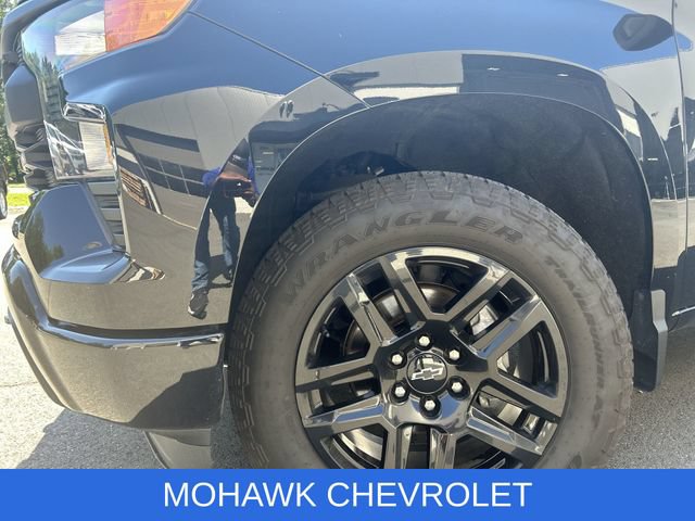 Used 2022 Chevrolet Silverado 1500 Custom AWD/4WD image 33