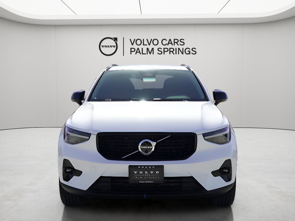New 2025 Volvo XC40 B5 Plus w/ Protection Package Premier image 5