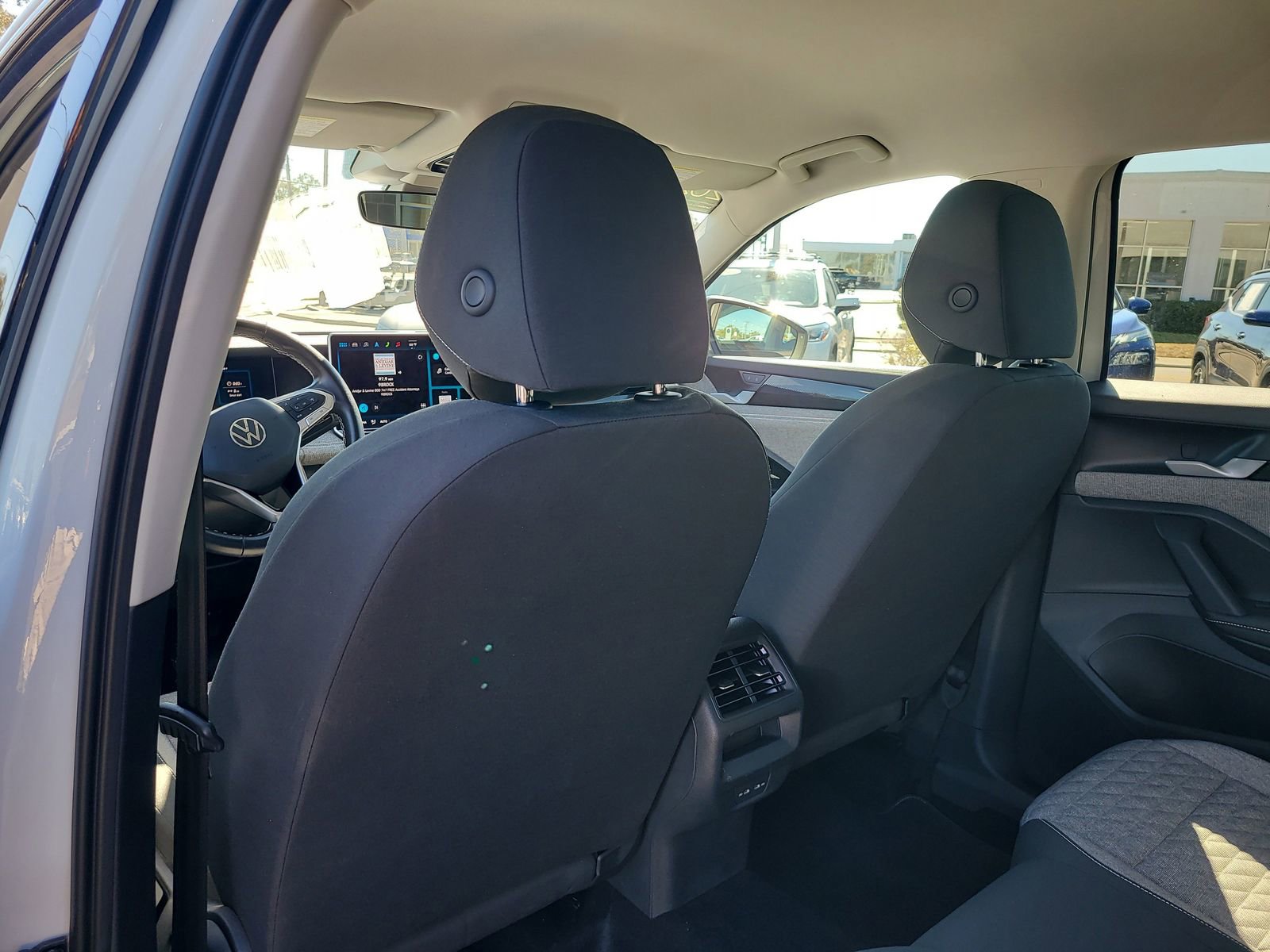 Certified 2025 Volkswagen Tiguan S image 13