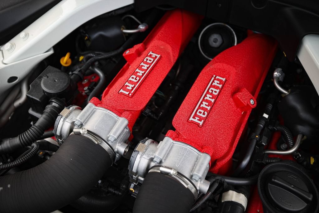 Certified 2021 Ferrari Roma RWD image 22
