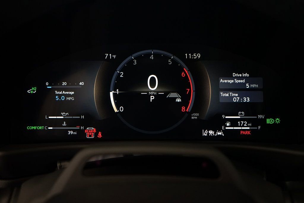 Used 2026 Lexus LX 600 4WD w/ Luxury Package image 13