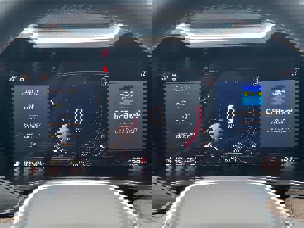 Used 2024 GMC Canyon Denali image 10