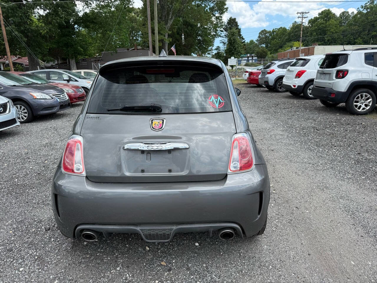 Used 2013 FIAT 500 Abarth w/ Beats Audio Pkg FWD image 8