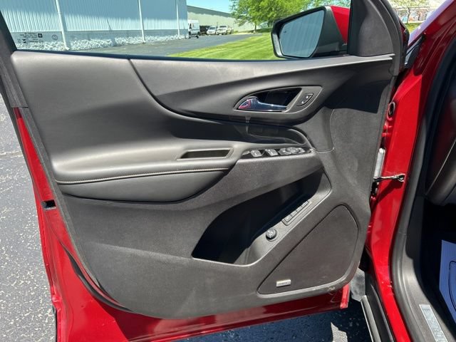 Used 2024 Chevrolet Equinox Premier FWD image 27