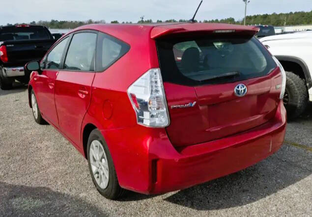 Used 2013 Toyota Prius V Two image 3