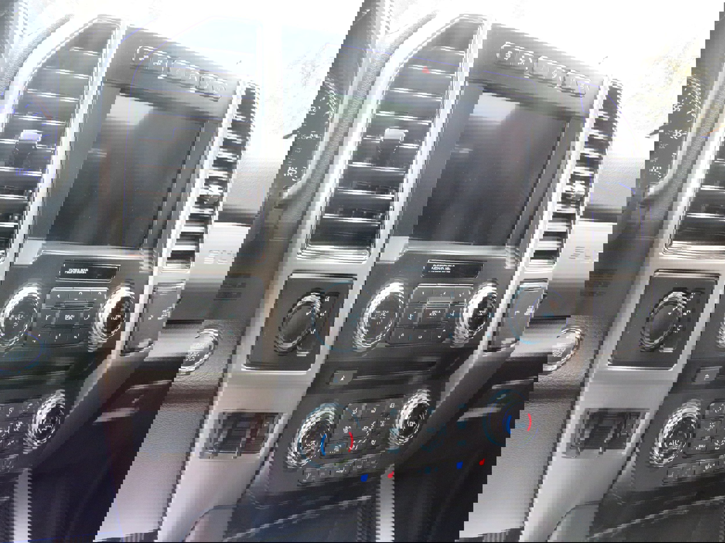 Used 2018 Ford F450 Platinum w/ Platinum Ultimate Package image 12