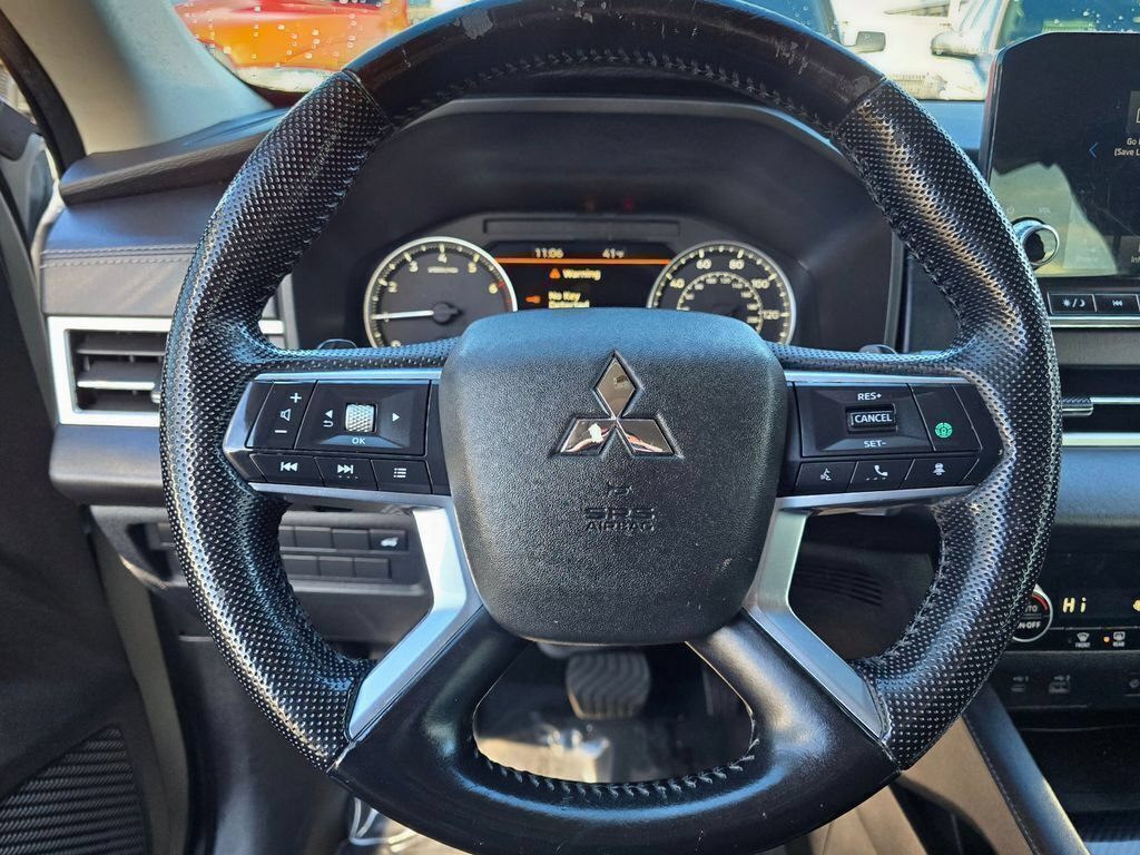 Used 2022 Mitsubishi Outlander SE AWD/4WD image 28