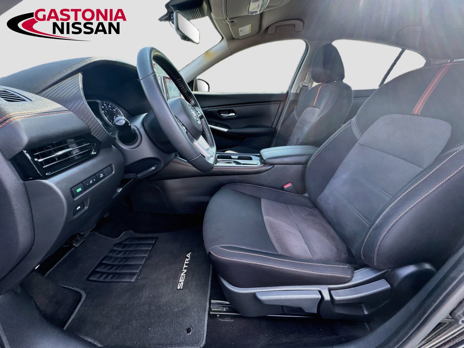 Used 2022 Nissan Sentra SR w/ Electronics Package FWD image 26