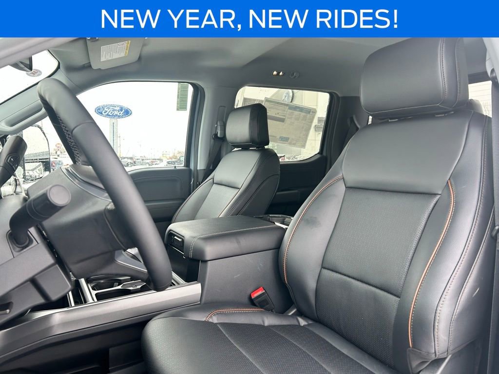 New 2026 Ford F350 Lariat w/ Black Appearance Package image 19