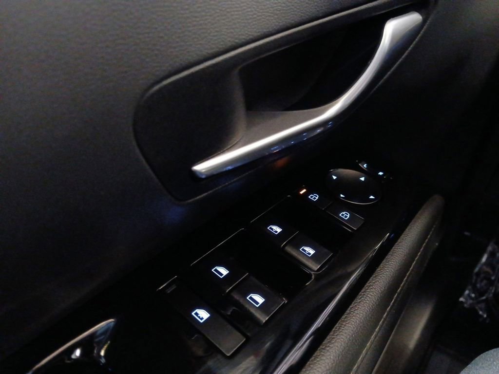 Certified 2025 Hyundai Tucson Limited image 19