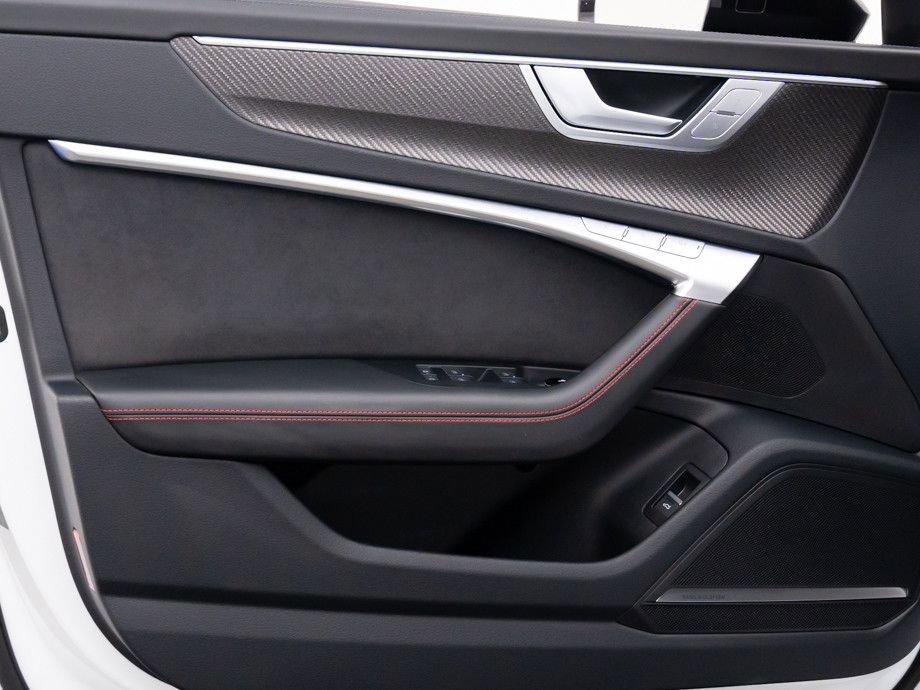 Used 2023 Audi RS 6 image 12