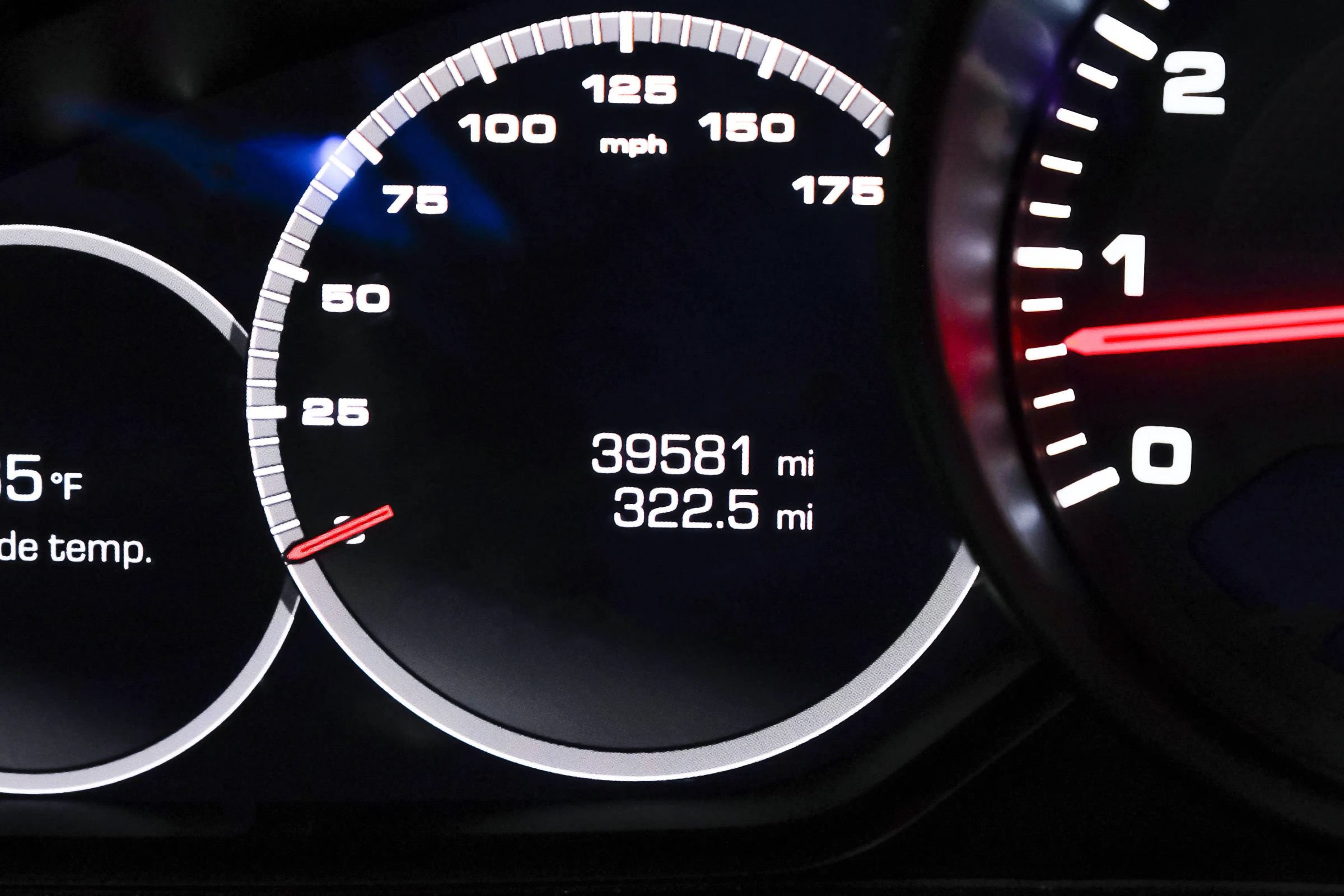 Used 2019 Porsche Cayenne AWD/4WD image 14