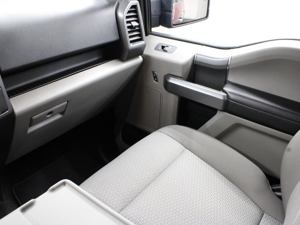 Used 2019 Ford F150 XLT w/ Equipment Group 302A Luxury AWD/4WD image 28