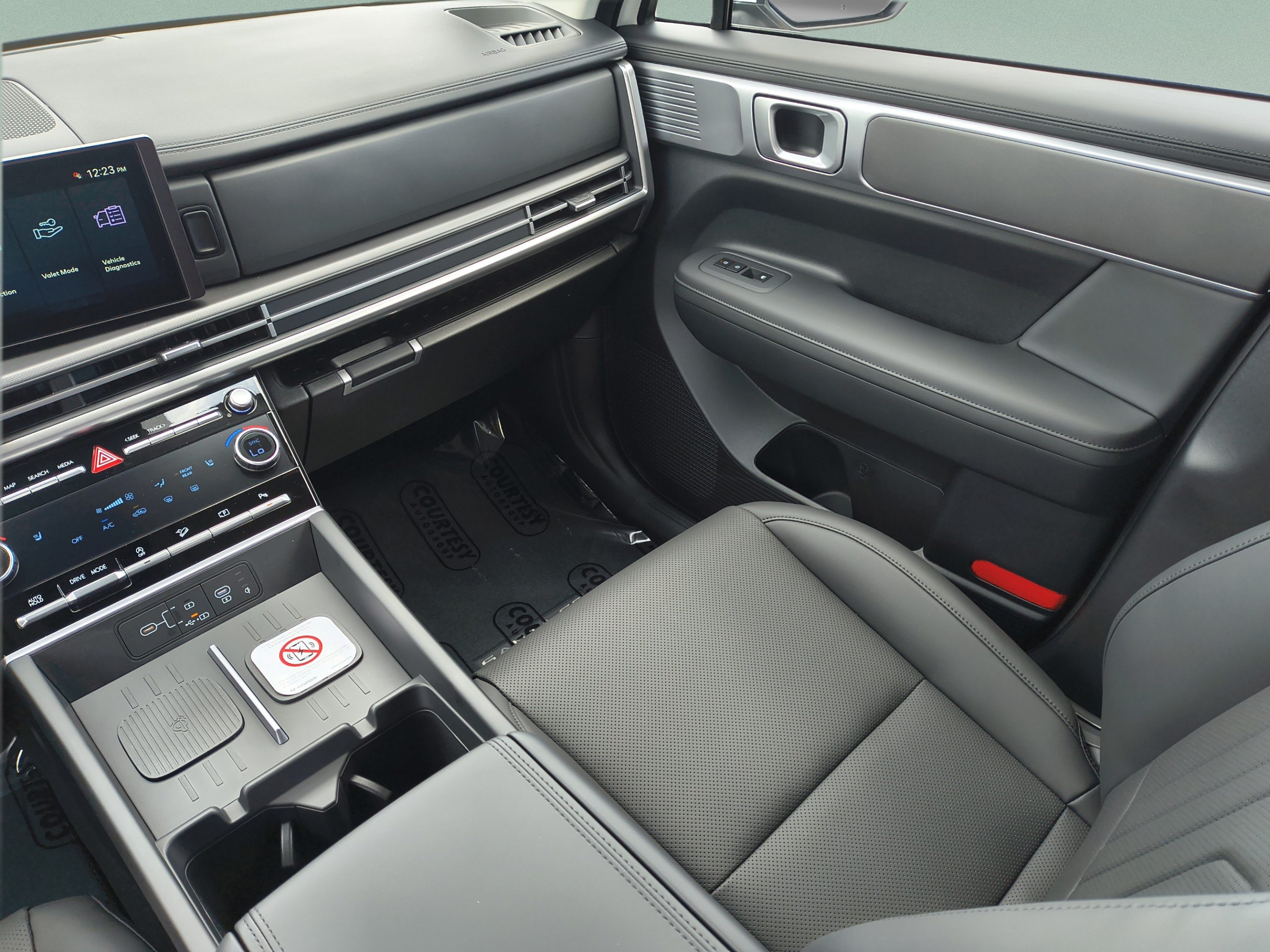 New 2027 Hyundai Santa Fe SEL FWD image 14