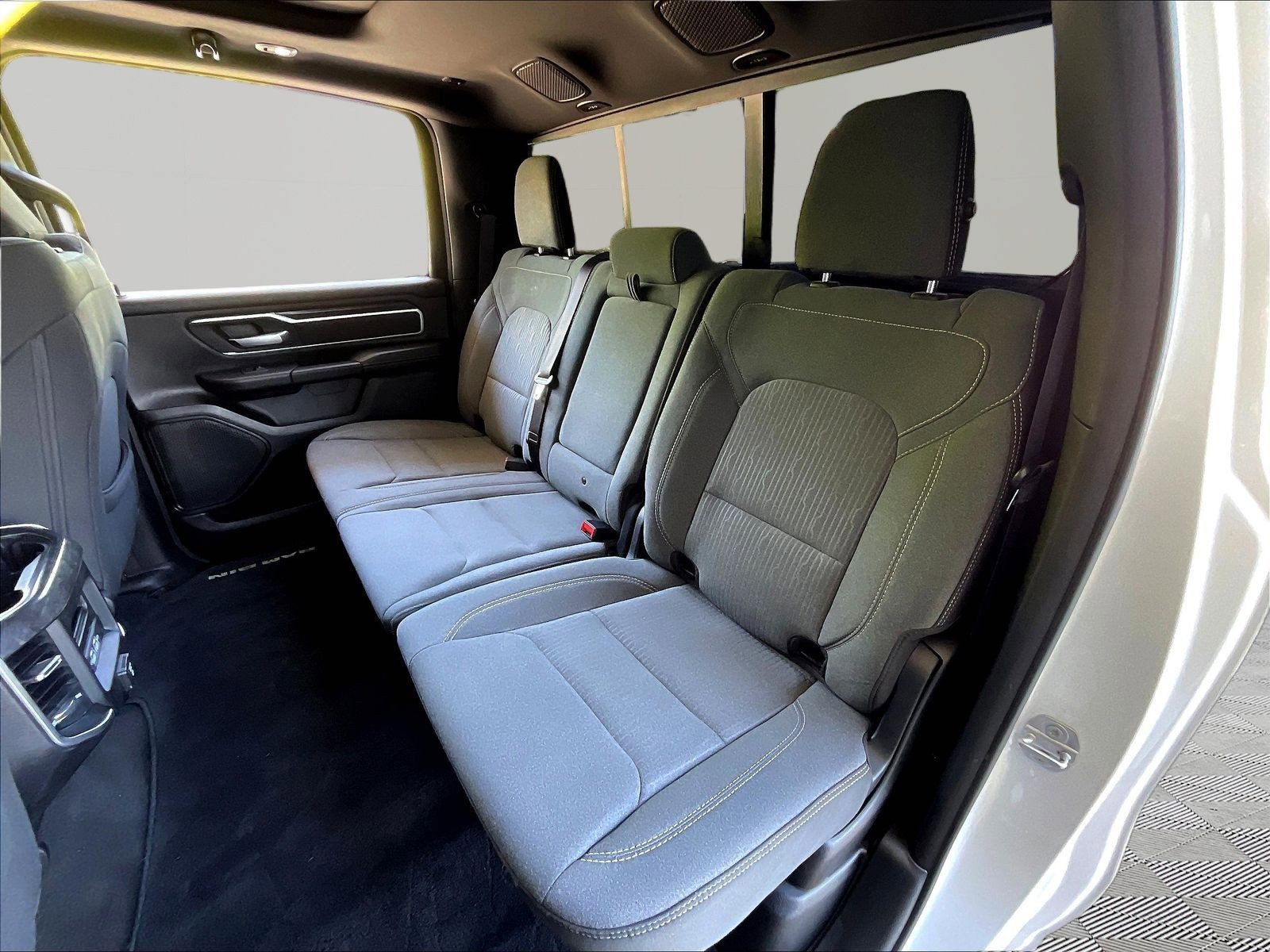 Used 2021 RAM 1500 Big Horn AWD/4WD image 23