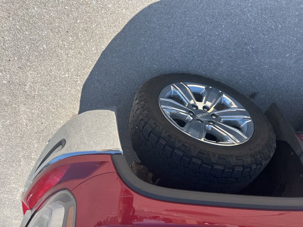 Used 2018 GMC Sierra 1500 SLT AWD/4WD image 60