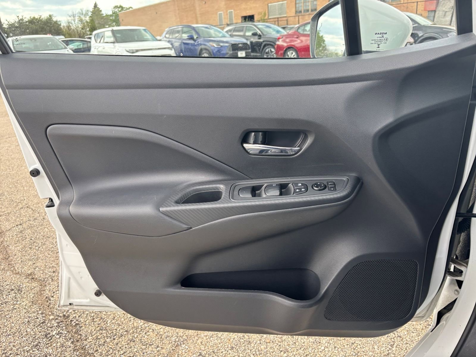 Used 2025 Nissan Versa SV FWD image 18