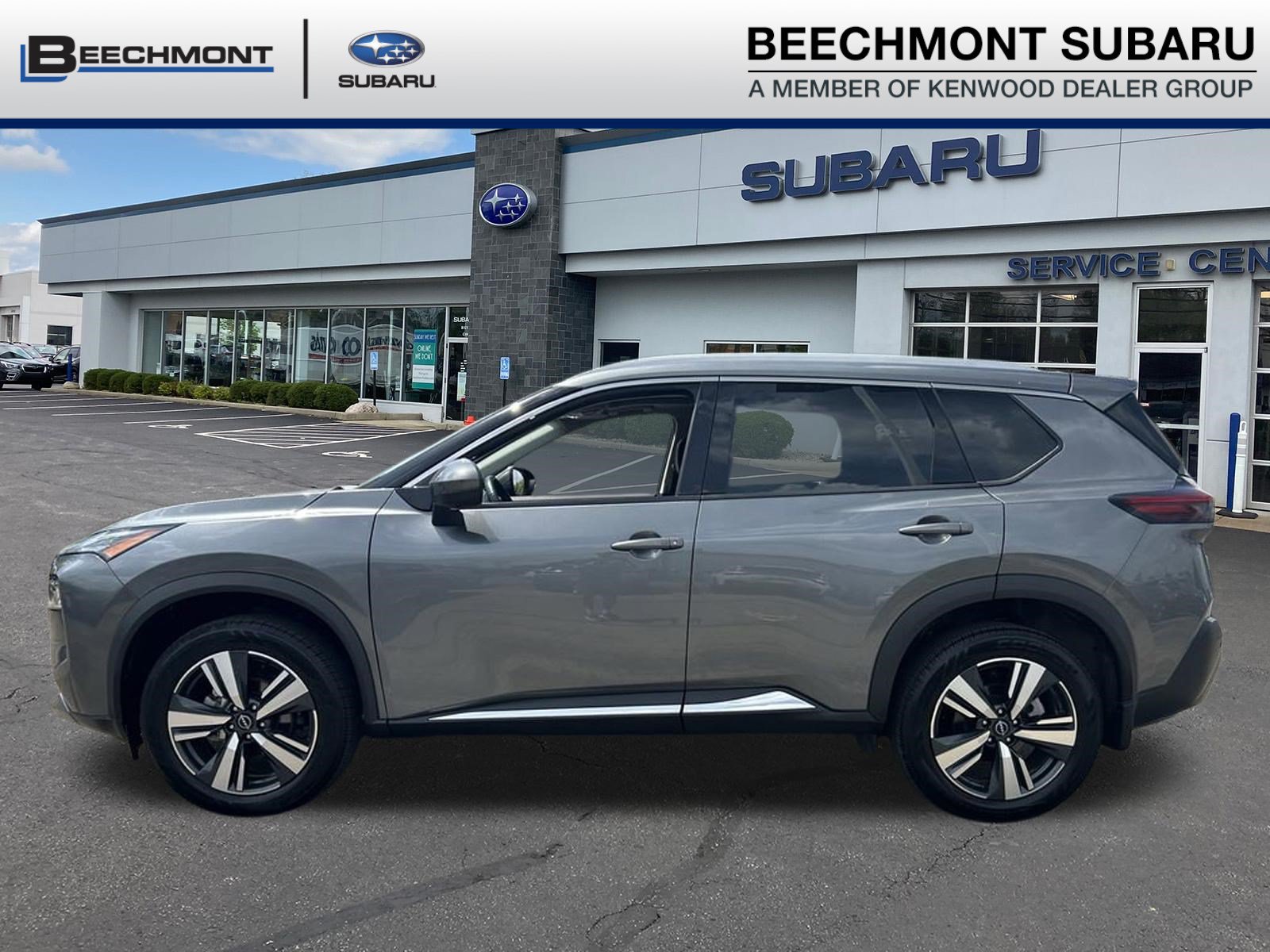 Used 2023 Nissan Rogue SL AWD/4WD image 4