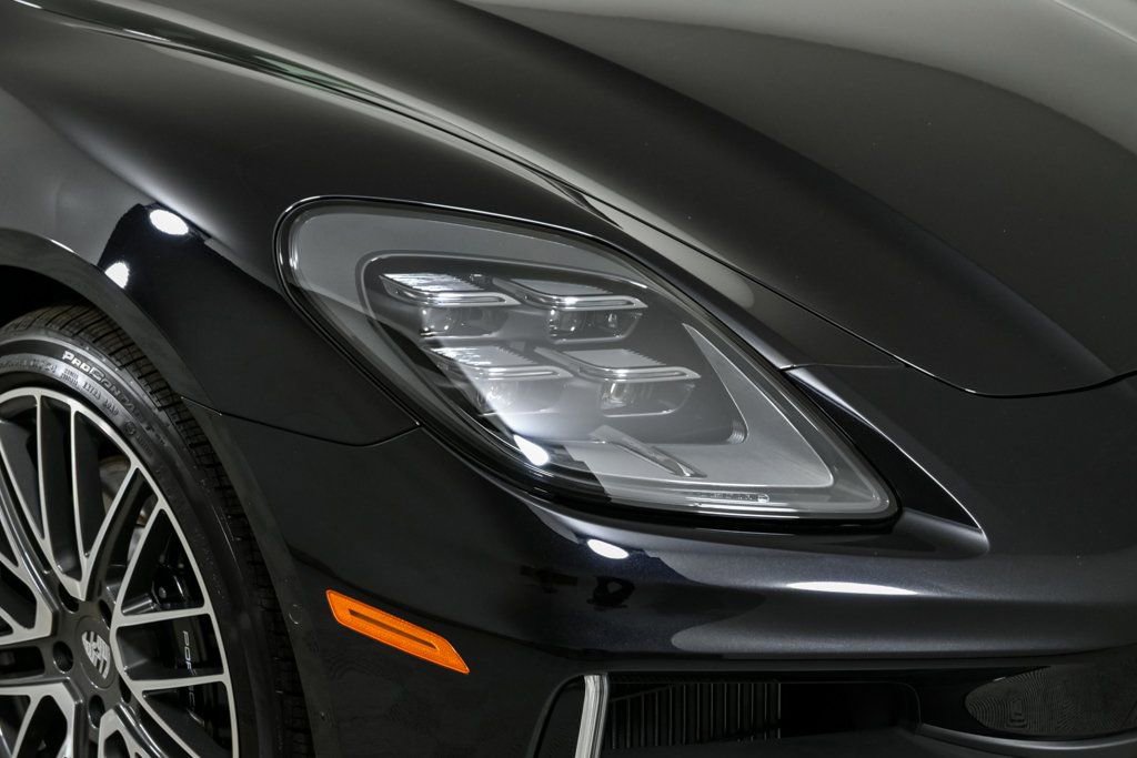 New 2026 Porsche Panamera 4 E-Hybrid image 39