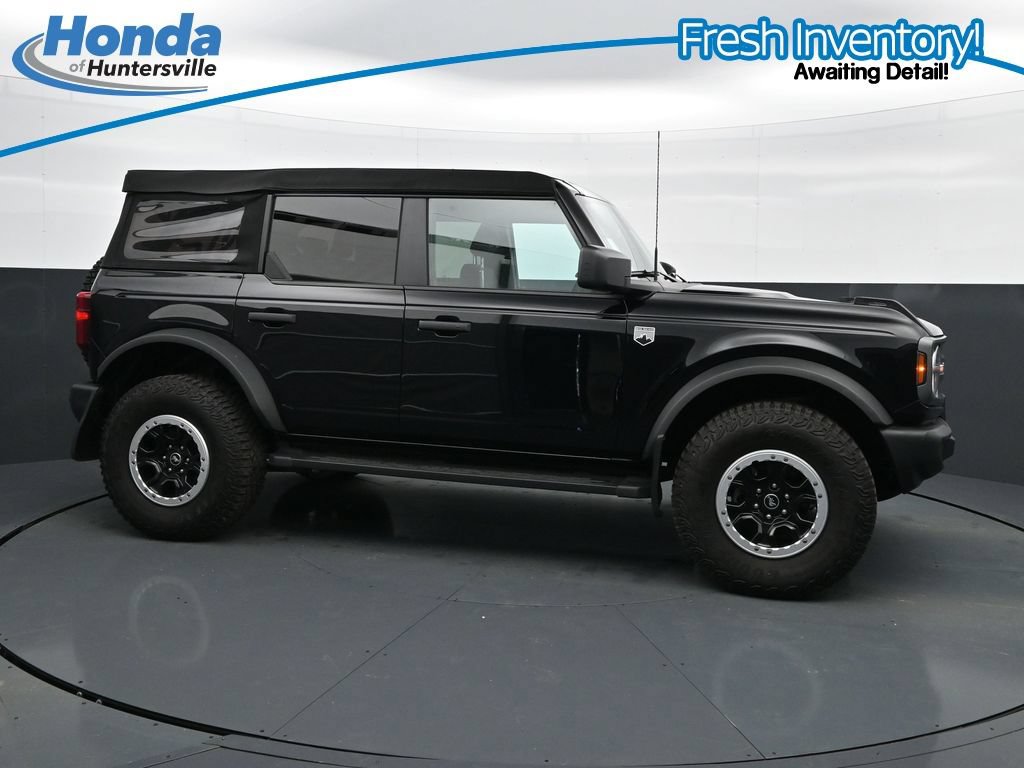 Used 2023 Ford Bronco Big Bend w/ Sasquatch Package AWD/4WD image 11