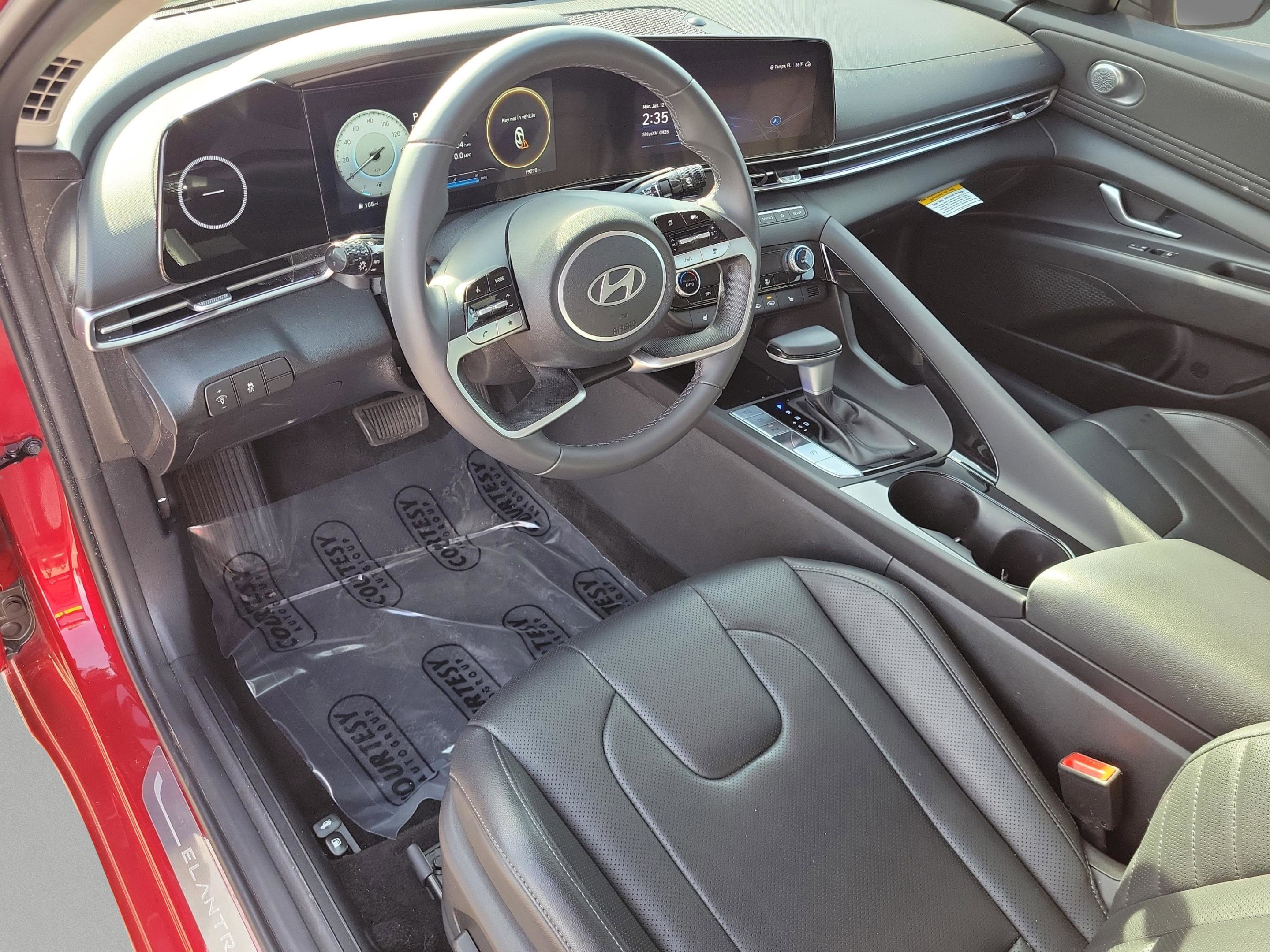 Certified 2024 Hyundai Elantra Limited image 14