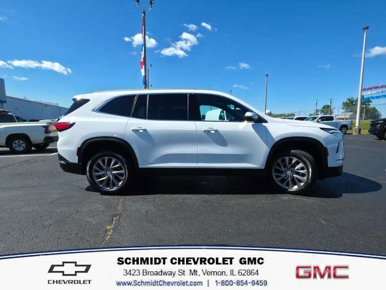 Used 2026 Buick Enclave Preferred FWD image 4