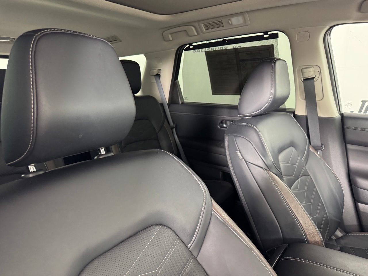 Used 2023 Nissan Pathfinder Platinum AWD/4WD image 35