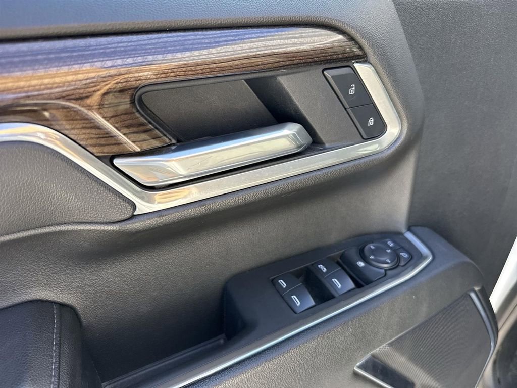 Used 2025 Chevrolet Silverado 1500 LT image 20