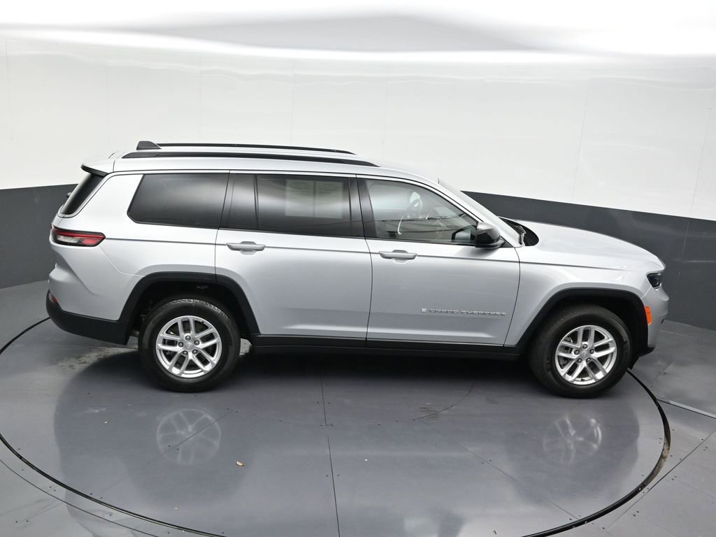 Used 2025 Jeep Grand Cherokee L Laredo image 21