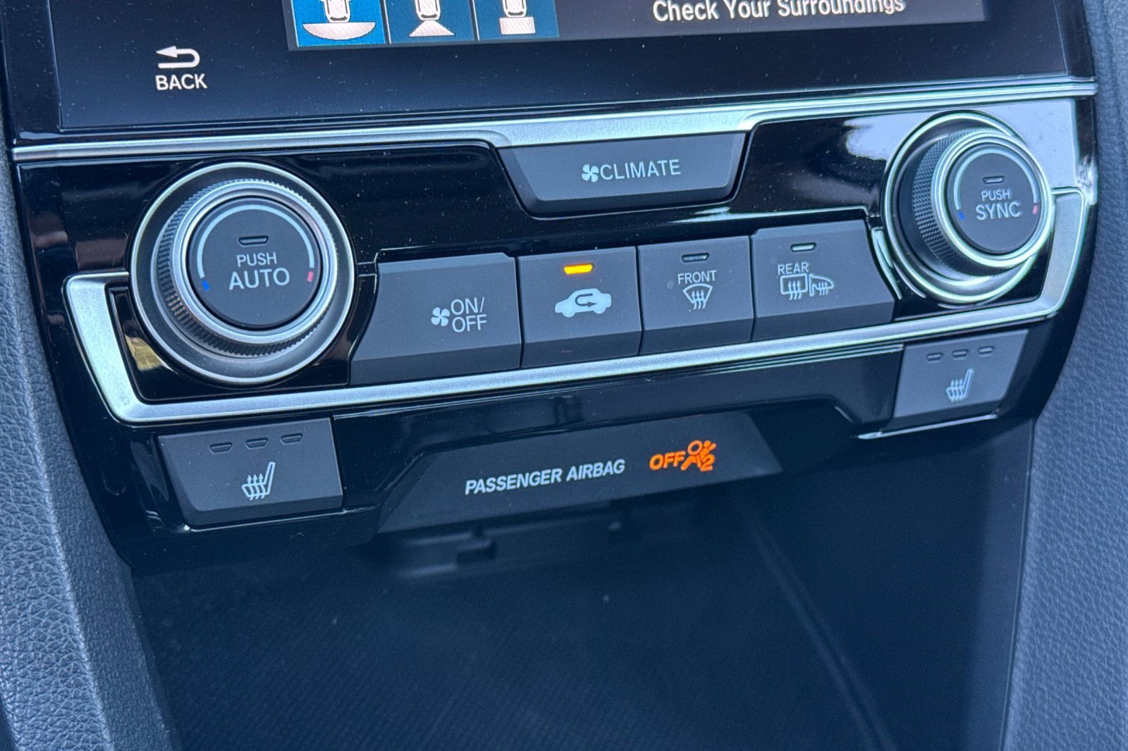 Used 2016 Honda Civic Touring image 18