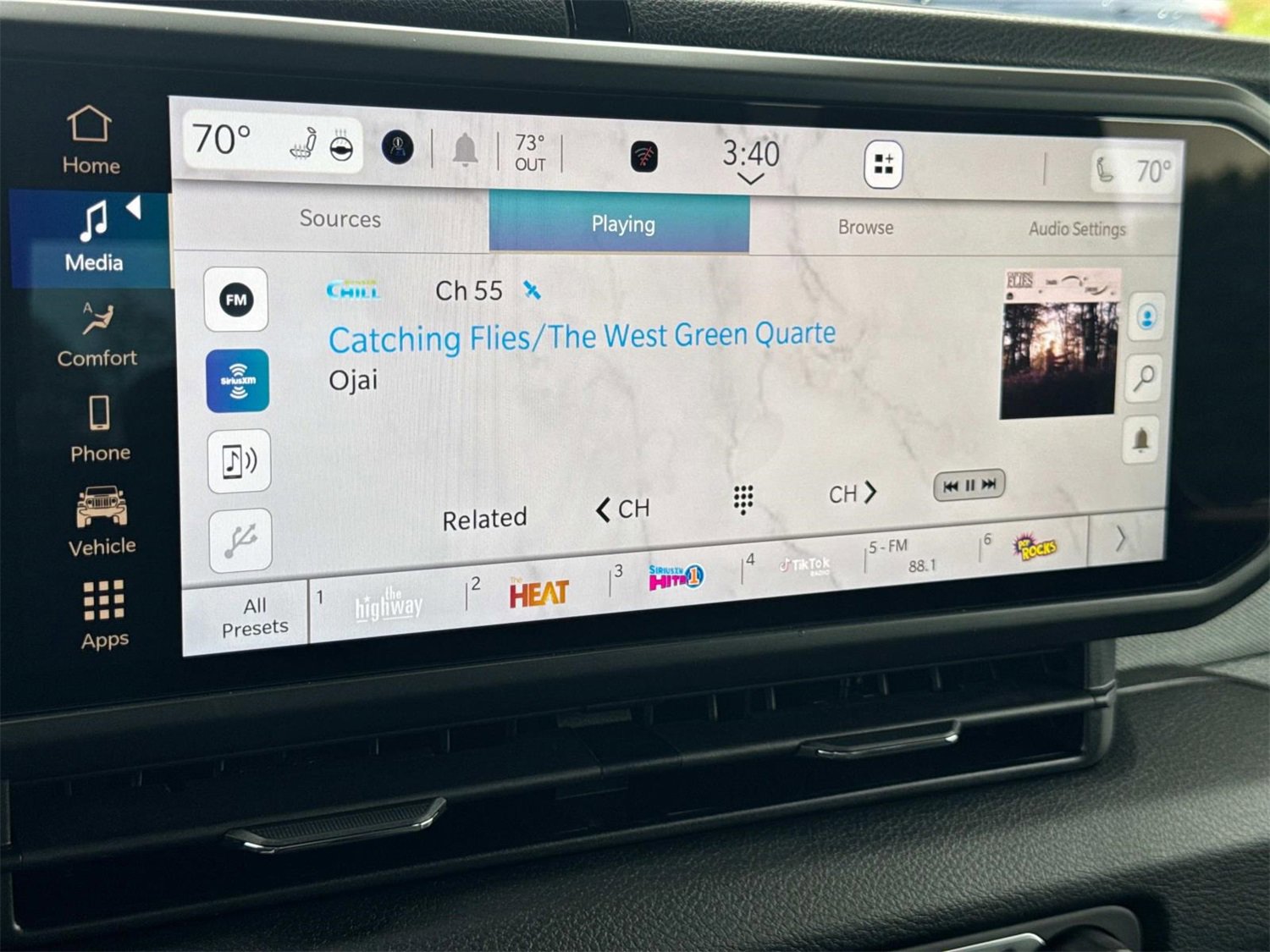 New 2025 Jeep Gladiator Sport image 27