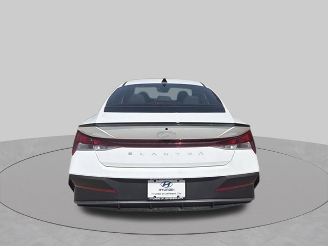 New 2026 Hyundai Elantra SEL Sport FWD image 6