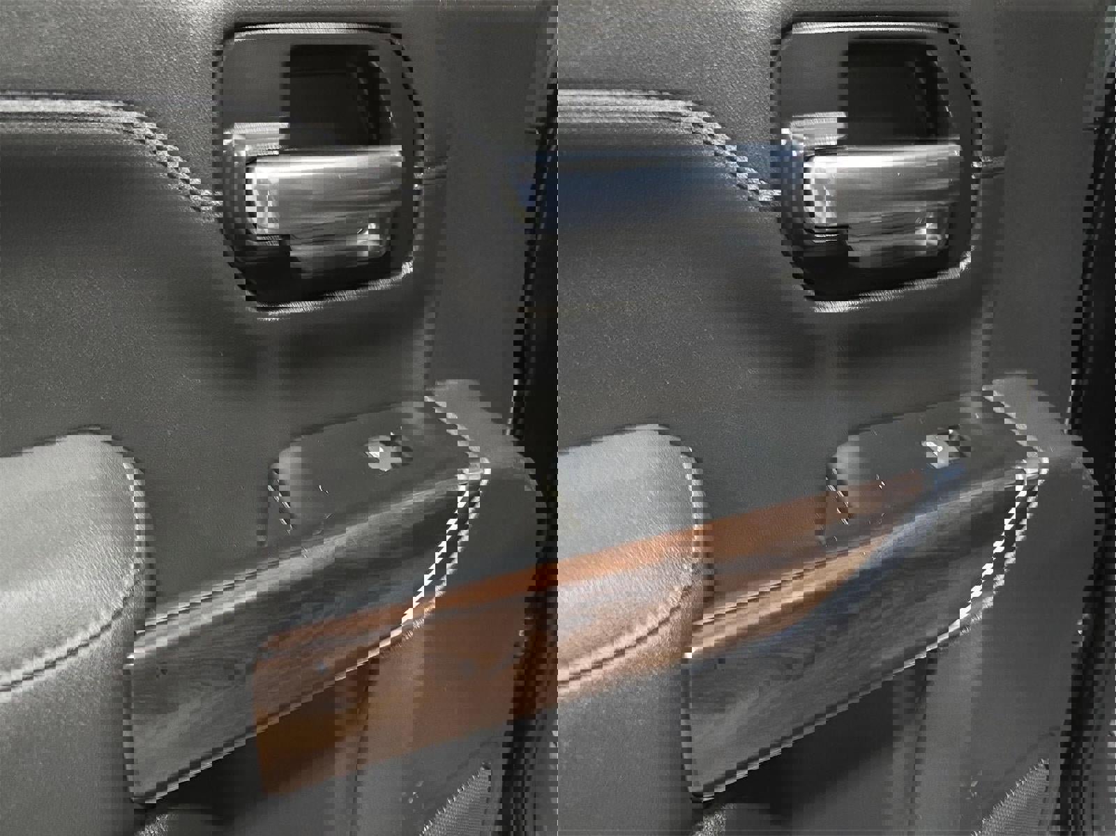 Used 2022 GMC Sierra 1500 SLT image 24