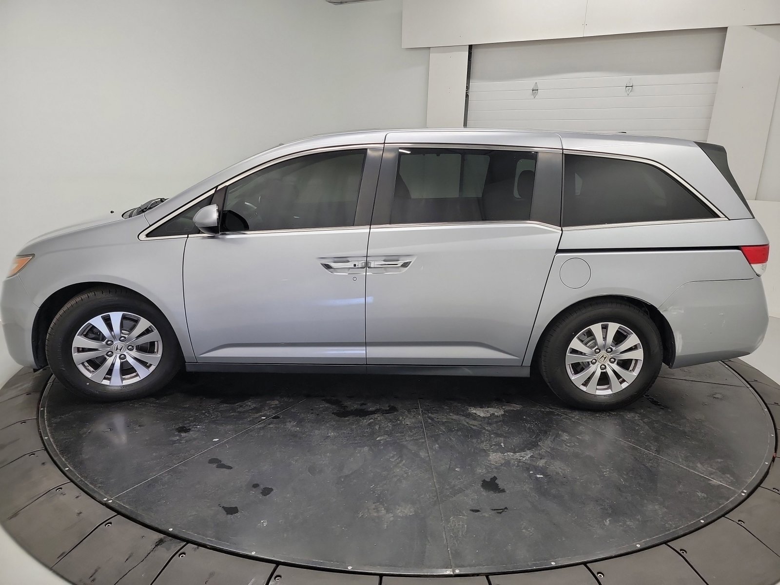 Used 2016 Honda Odyssey EX-L image 4
