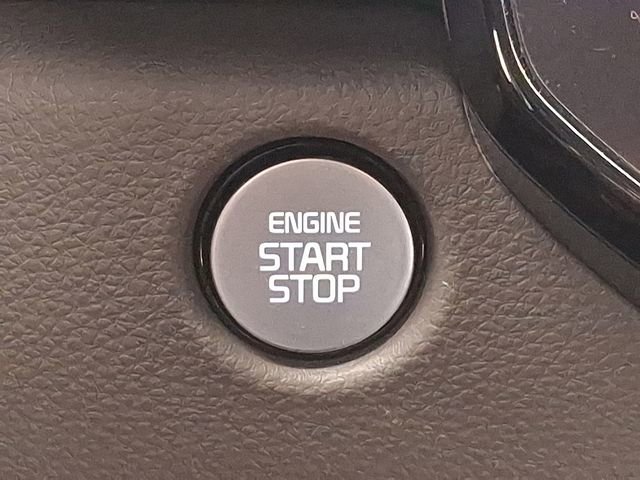 Used 2025 Kia Carnival image 27