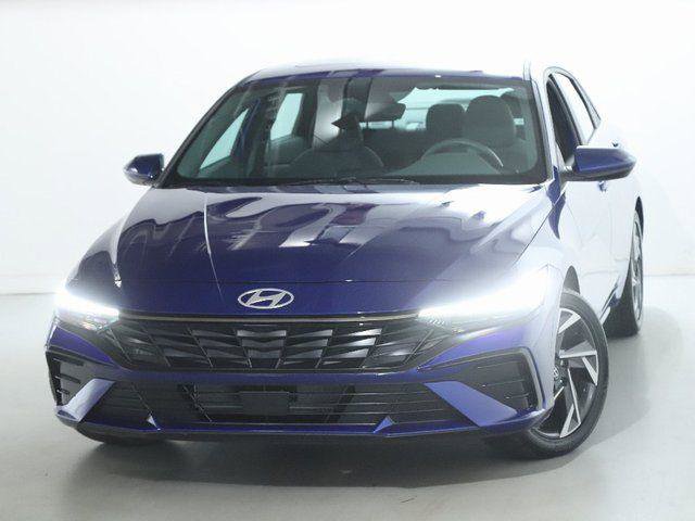 New 2024 Hyundai Elantra SEL w/ Convenience Package image 3
