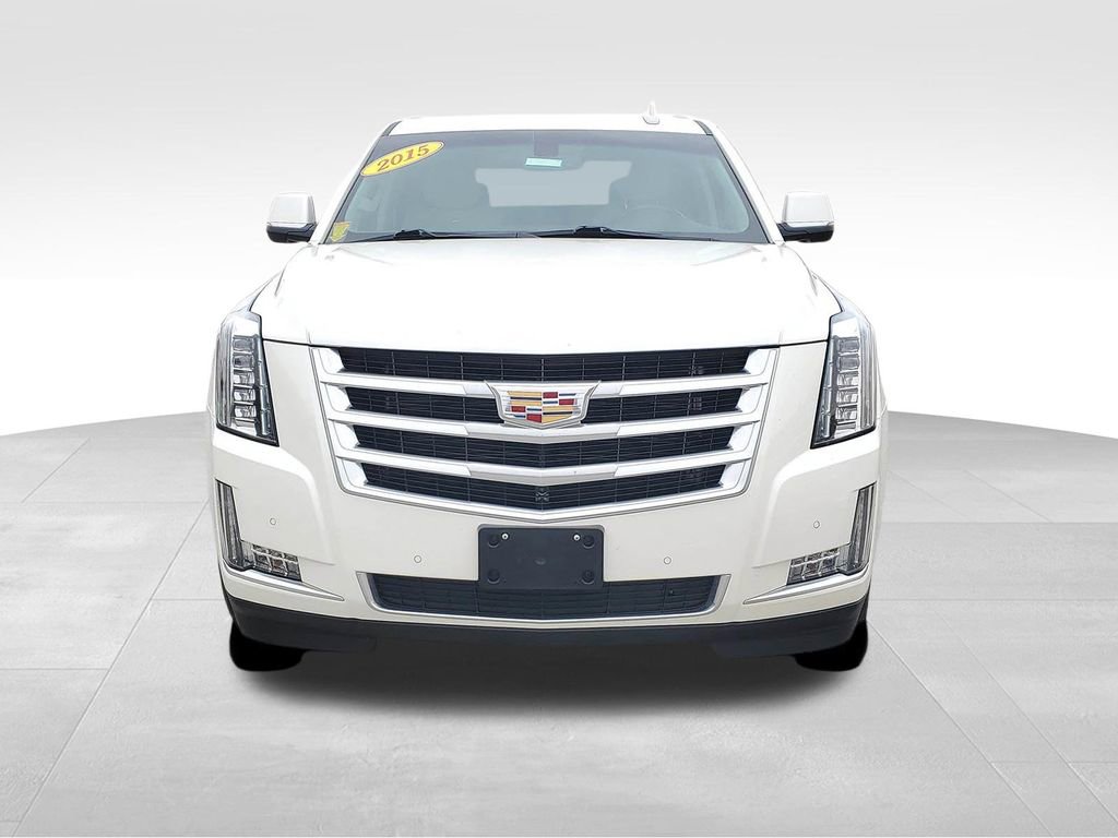 Used 2015 Cadillac Escalade ESV 4WD image 2