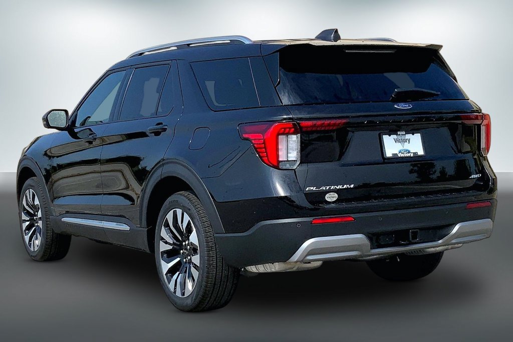 New 2026 Ford Explorer Platinum w/ LUX Leather Package AWD/4WD image 3