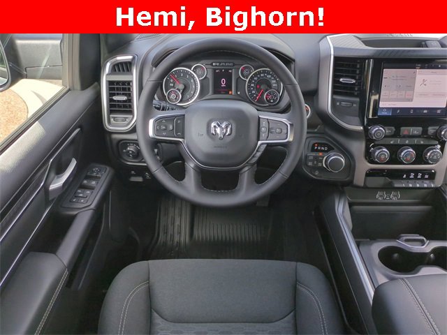 New 2026 RAM 1500 4x4 Crew Cab image 16