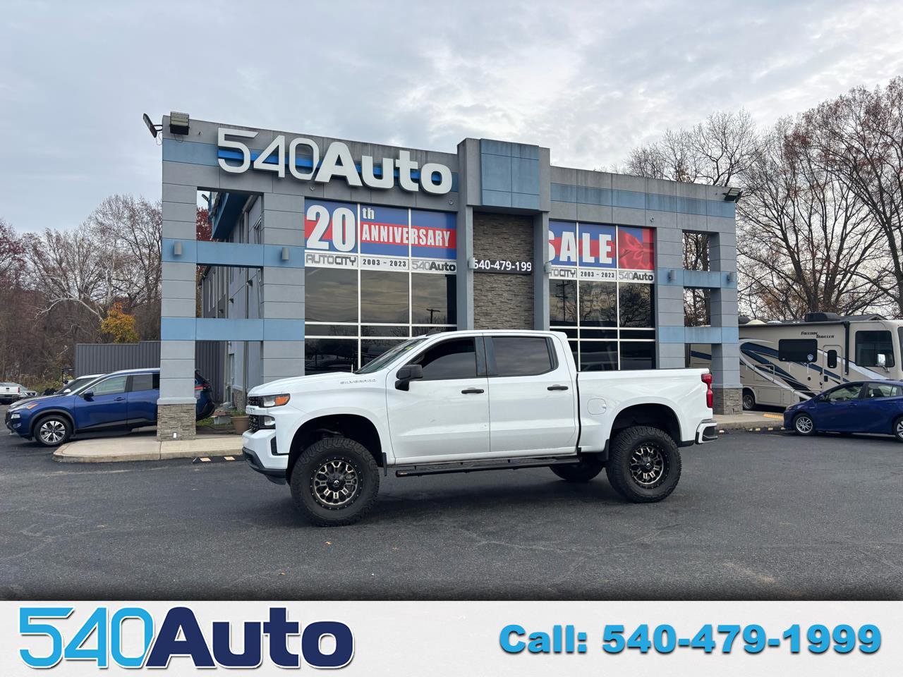Used 2021 Chevrolet Silverado 1500 Custom w/ Safety Confidence Package image 1