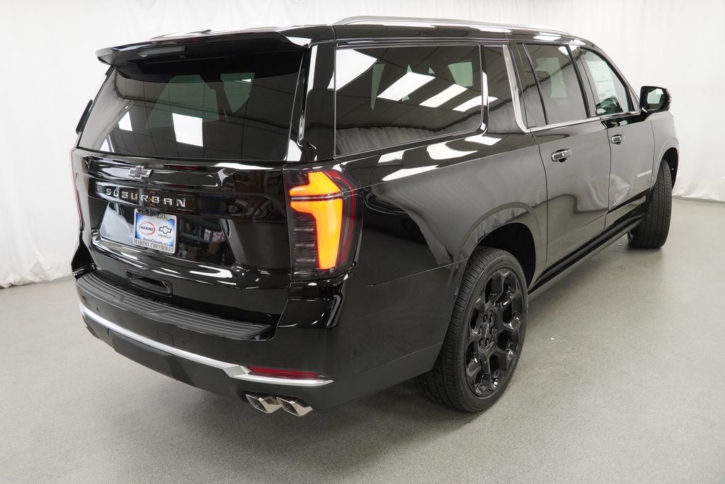 New 2026 Chevrolet Suburban High Country AWD/4WD image 3