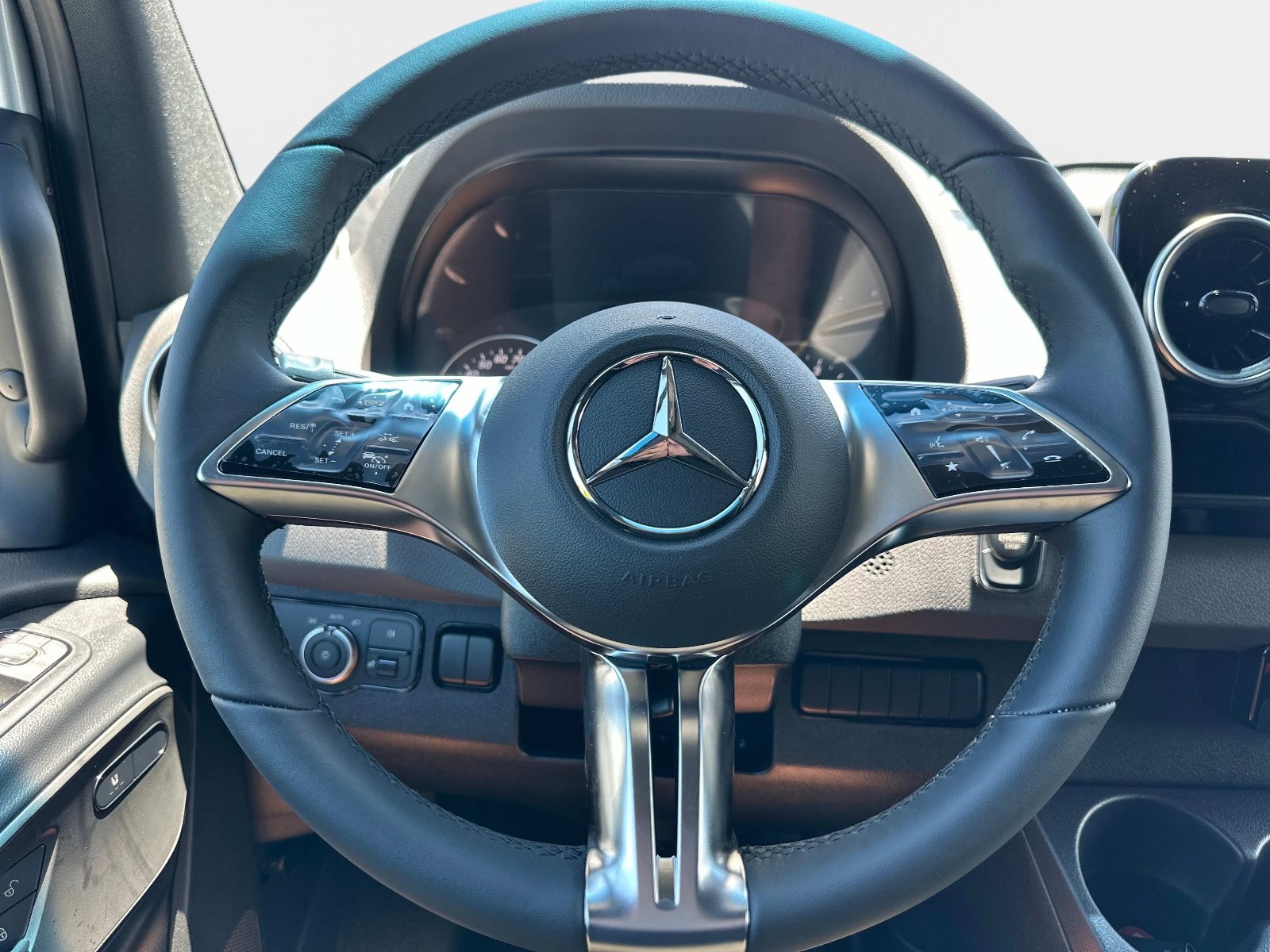 New 2025 Mercedes-Benz Sprinter 2500 image 18