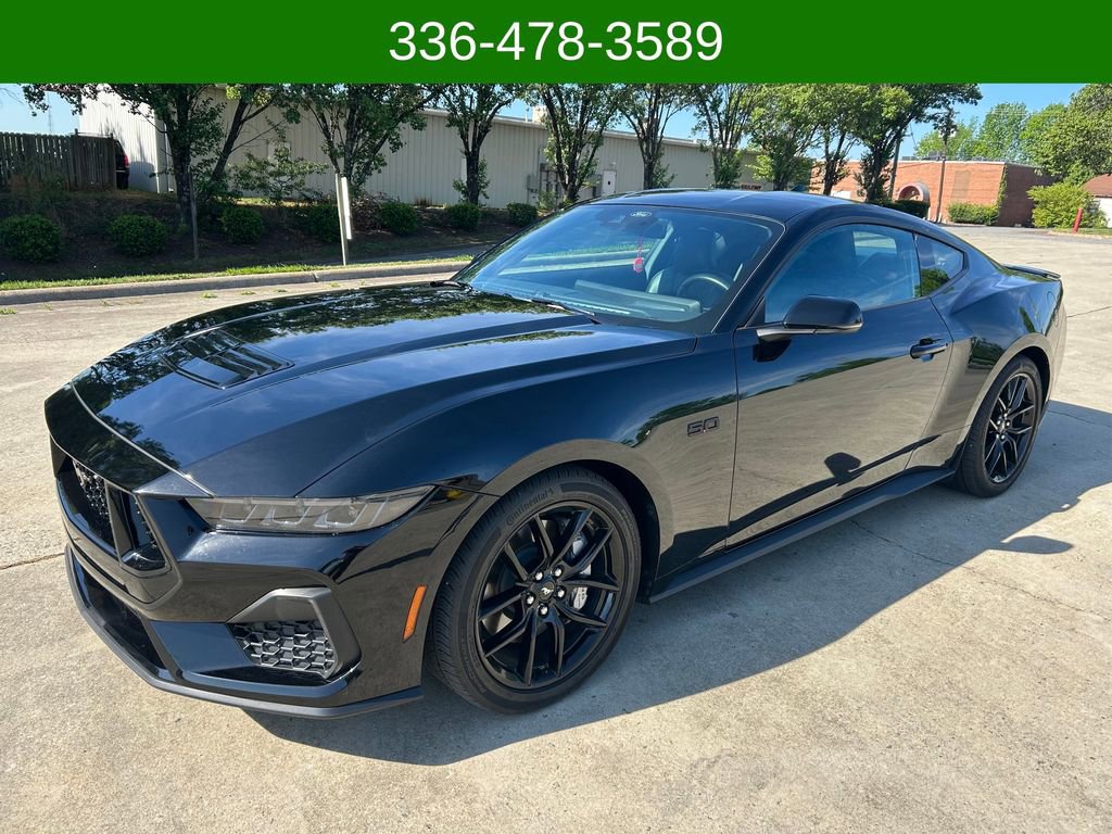 Used 2025 Ford Mustang GT Premium image 1