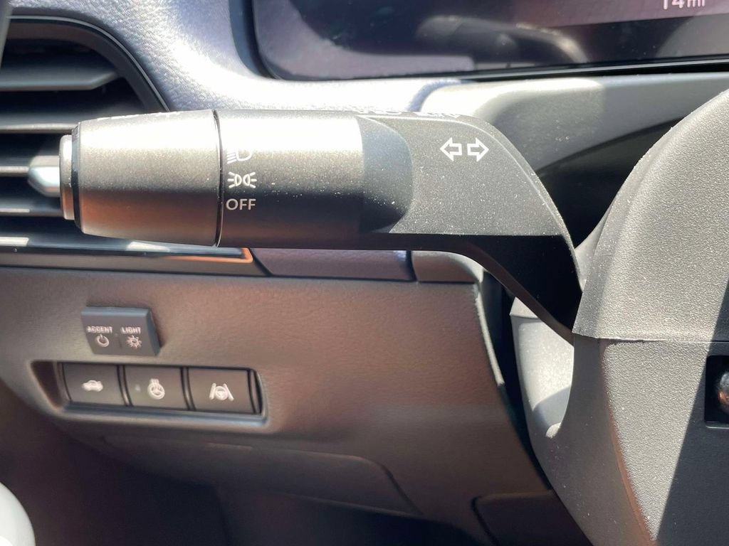 New 2026 Nissan Sentra SL w/ Floor Mat Package FWD image 24