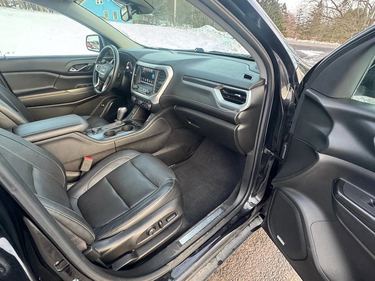 Used 2018 GMC Acadia SLT AWD/4WD image 18