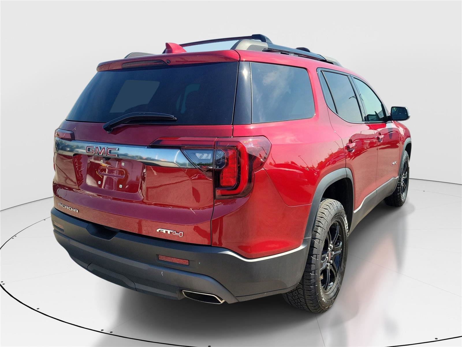 Used 2023 GMC Acadia AT4 w/ Technology Package AWD/4WD image 4