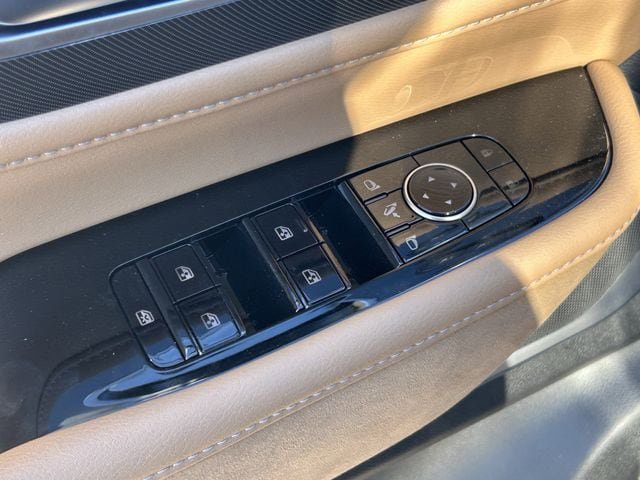 New 2026 INFINITI QX80 Luxe w/ Cargo Package AWD/4WD image 23