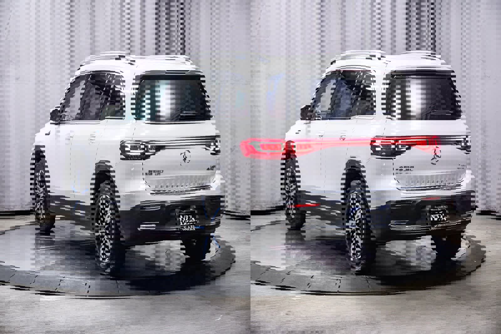 Certified 2022 Mercedes-Benz EQB 300 4MATIC image 2