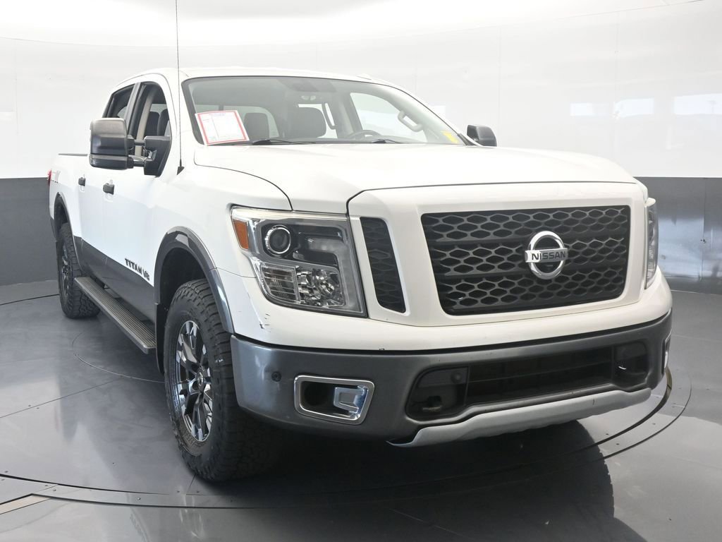Used 2018 Nissan Titan PRO-4X w/ Pro-4x Convenience Package image 9